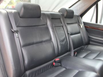 Peugeot 605