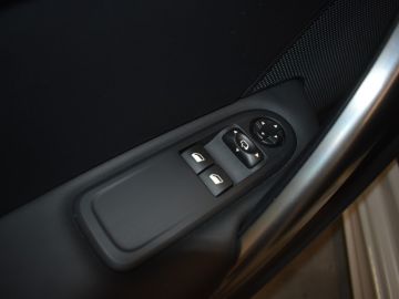 Peugeot RCZ