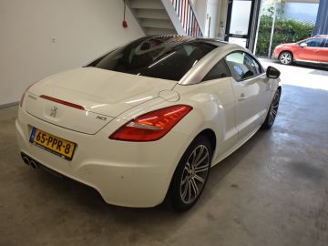 Peugeot RCZ