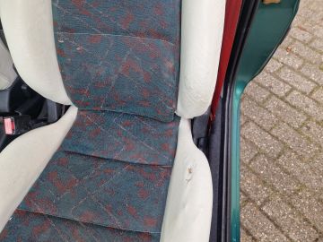 Peugeot 106