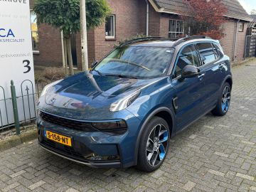 Lynk & Co 01