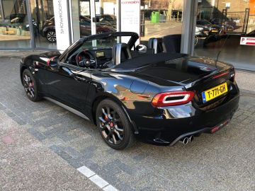 Fiat 124 Spider