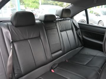 Peugeot 607