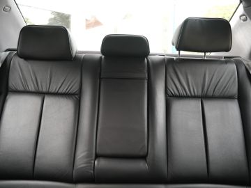 Peugeot 607