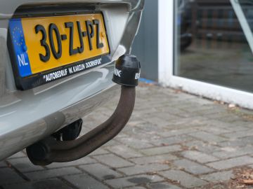Peugeot 607