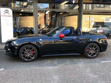 Abarth 124 Spider
