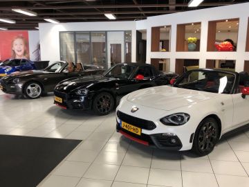 Abarth 124 Spider