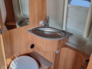 Pössl 2win S Plus 140 Pk. 4-Pers. / 1e Eigenaar