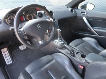Peugeot RCZ