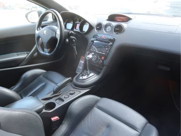 Peugeot RCZ
