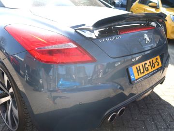 Peugeot RCZ