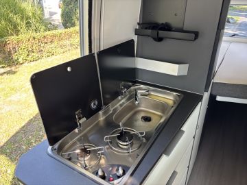 Adria TWIN 600 SPB 9-TRAPS AUTOM. Supreme