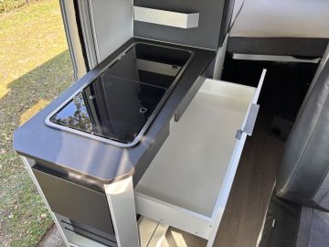 Adria TWIN 600 SPB 9-TRAPS AUTOM. Supreme