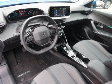 Peugeot E-2008
