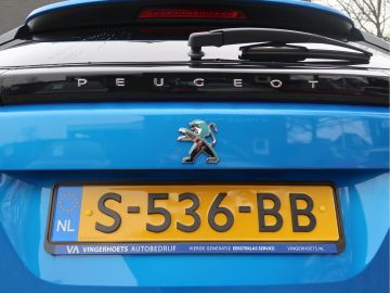 Peugeot E-2008