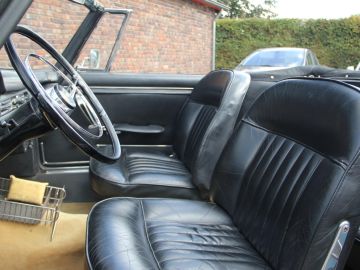 Peugeot 404