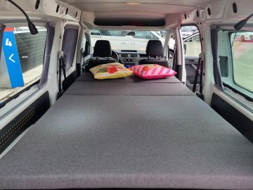 Volkswagen Caddy Maxi 1.0 TSI MINICAMPER / 76.000 KM.