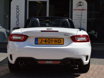 Abarth 124 Spider