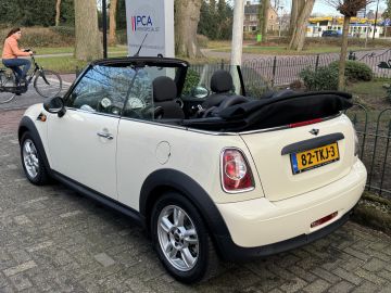 MINI One Cabrio