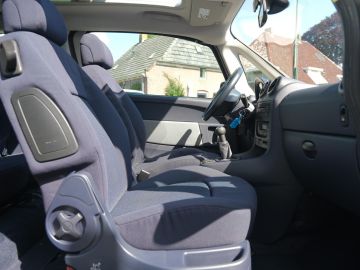Peugeot 1007
