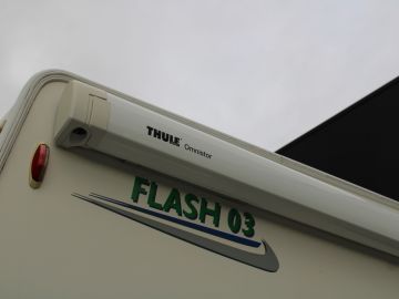 Chausson FLASH 03 M08 - Trekhaak - 6 Persoons - Cruise - Airco - Luifel - Fietsendrager - Rijklaar
