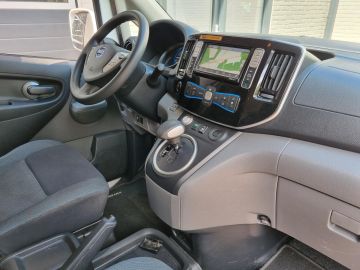 Nissan E-NV200
