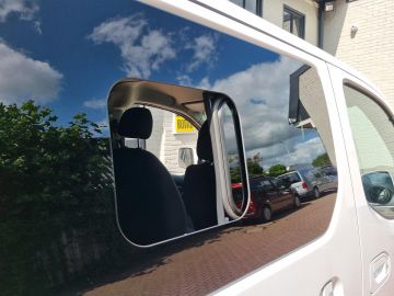 Nissan E-NV200