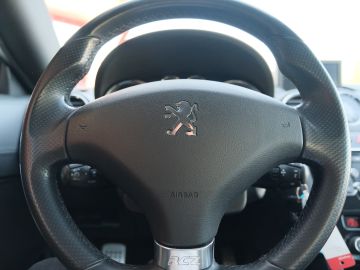 Peugeot RCZ