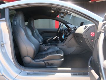 Peugeot RCZ