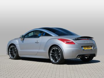 Peugeot RCZ