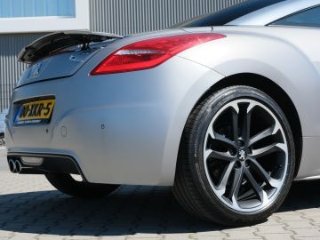 Peugeot RCZ