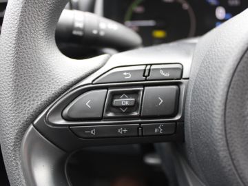 Mazda 2 Hybrid