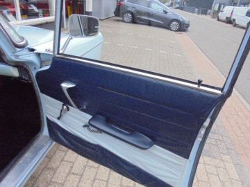 Peugeot 404