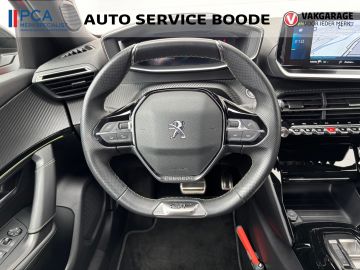 Peugeot E-2008