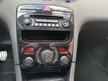 Peugeot RCZ