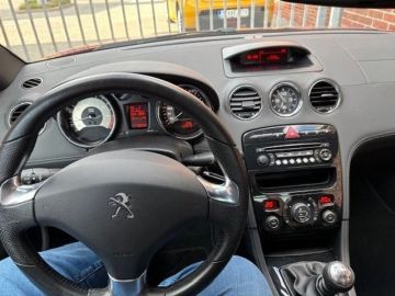 Peugeot RCZ