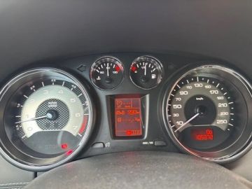 Peugeot RCZ