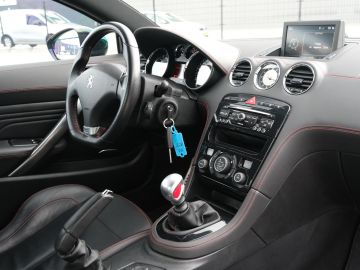 Peugeot RCZ