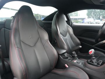 Peugeot RCZ