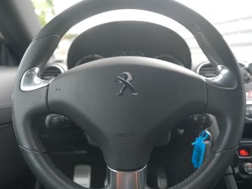 Peugeot RCZ