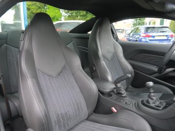 Peugeot RCZ