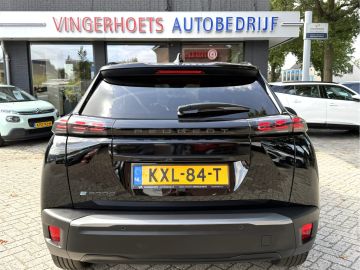 Peugeot E-2008