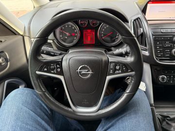 Opel Zafira Tourer