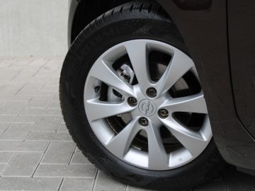 Opel Agila