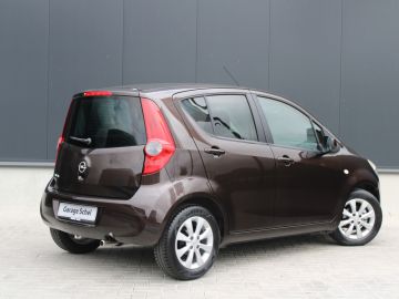 Opel Agila