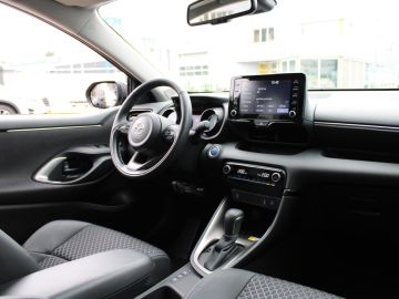 Mazda 2 Hybrid
