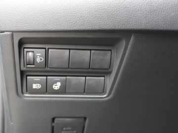 Mazda 2 Hybrid