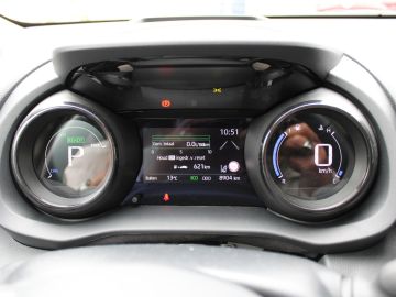 Mazda 2 Hybrid