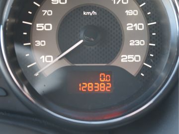 Peugeot RCZ