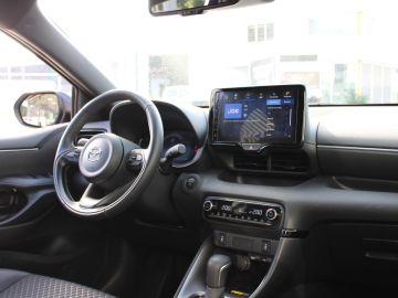 Mazda 2 Hybrid